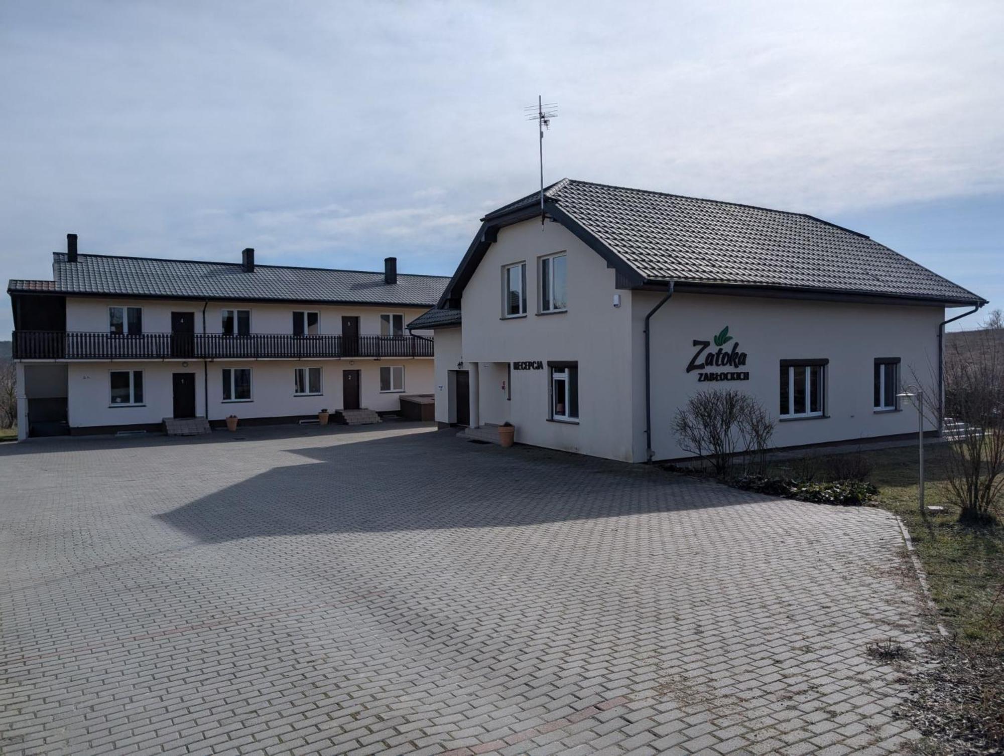 Zatoka Zablockich Osrodek Wypoczynkowy Hotel Жнин Екстериор снимка
