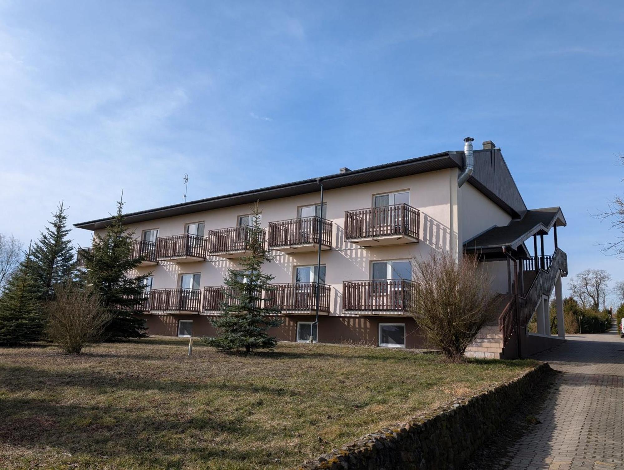 Zatoka Zablockich Osrodek Wypoczynkowy Hotel Жнин Екстериор снимка